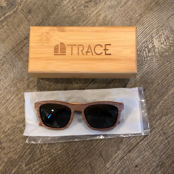 NEW / Trace Wood Sunglasses main image 2